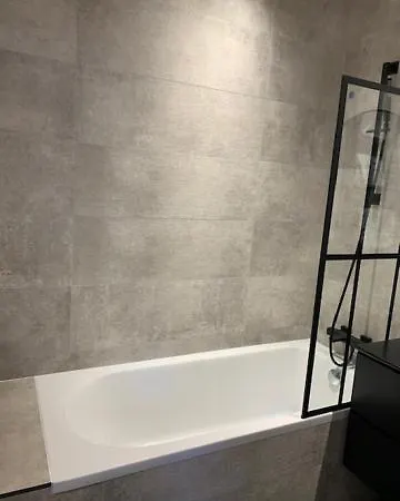 Luxe Parisien - Petit Varenne Aparthotel