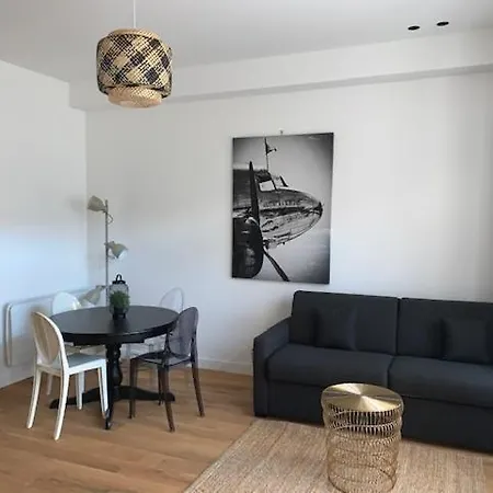 Luxe Parisien - Petit Varenne Aparthotel *