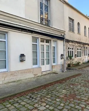 Luxe Parisien - Petit Varenne Aparthotel *