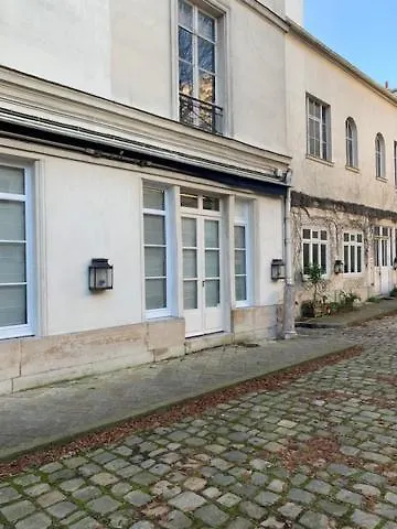 Luxe Parisien - Petit Varenne Apart Otel 4*